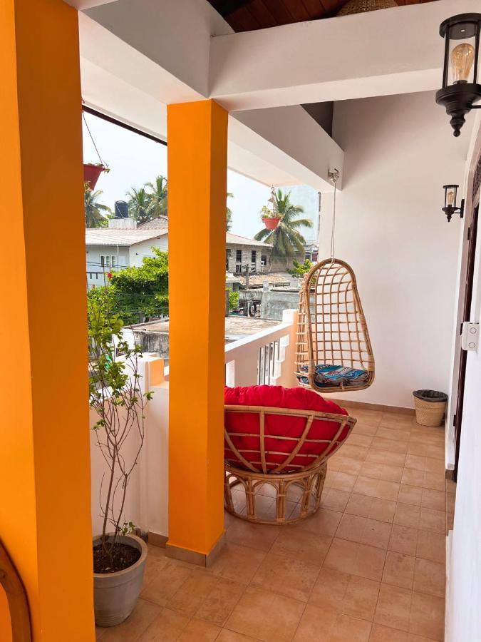 Hummus Hostel Hikkaduwa Extérieur photo