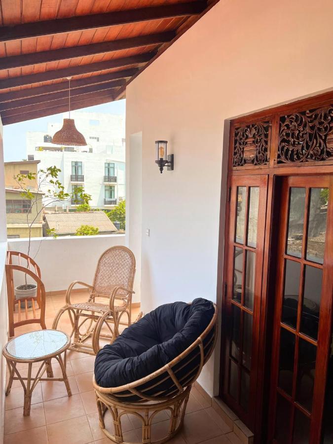 Hummus Hostel Hikkaduwa Extérieur photo