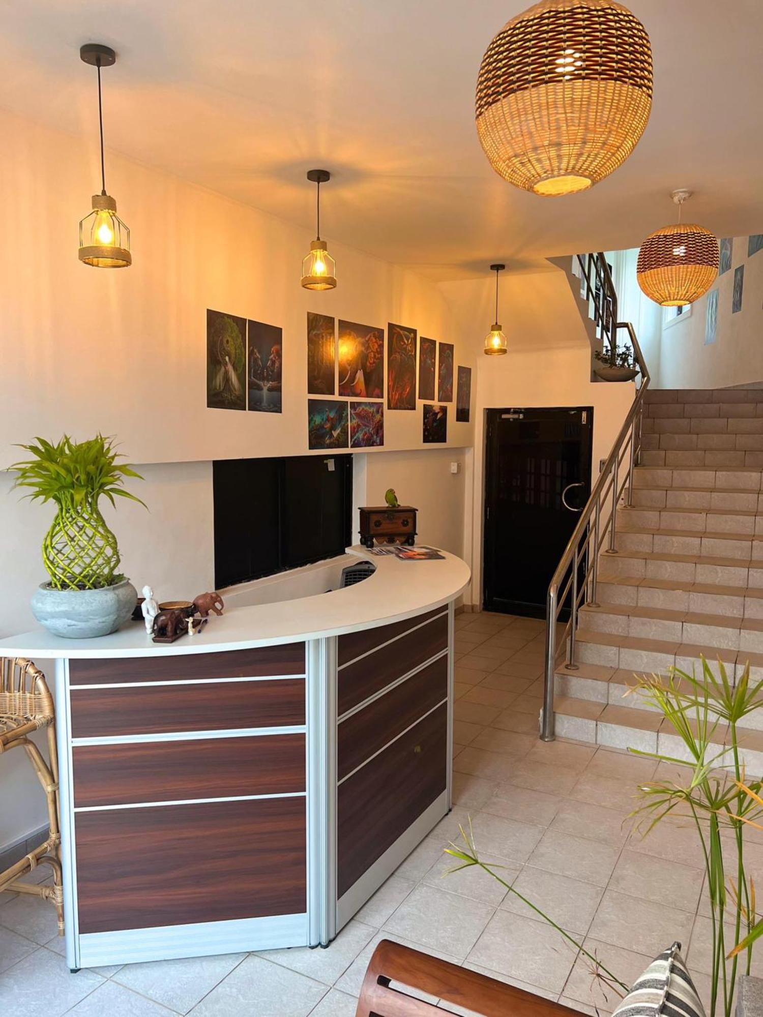 Hummus Hostel Hikkaduwa Extérieur photo