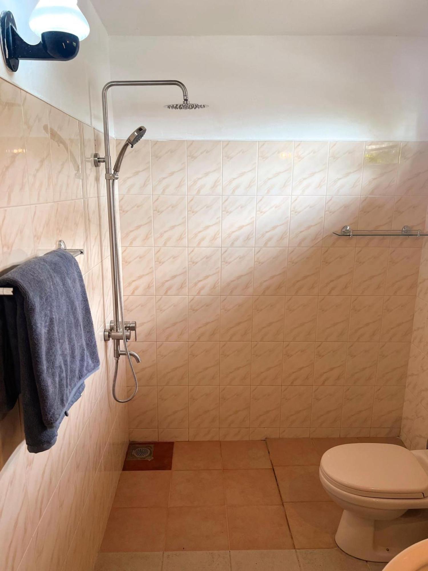 Hummus Hostel Hikkaduwa Extérieur photo
